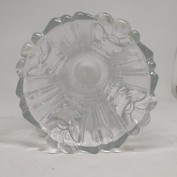 Italian 6" Clear Glass Vase Embossed Flower Design Home Decor Tabletop Bouquet - Picture 2 of 7